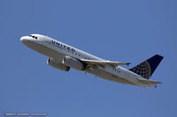 N852UA @ KEWR - Airbus A319-131 - United Airlines  C/N 1671, N852UA