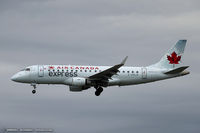 C-FEJY @ CYUL - Embraer 175SU (ERJ-170-200SU) - Air Canada Express (Sky Regional Airlines)   C/N 17000097, C-FEJY