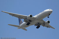 N222UA @ KEWR - Boeing 777-222/ER - United Airlines  C/N 30553, N222UA