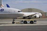 N2142U @ KSFO - SFO 2019.