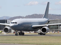 A39-002 @ YSCB - Close cropped front Port side view of RAAF A330-203 MRTT A39-002 Cn 951 taxying in after landing on Canberra’s Rwy 17 on 30Nov2017 at 1023 hrs. The MRTT arrived at Canberra International Airport YSCB six minutes behind new Qantas B787-9 VH-ZNA.