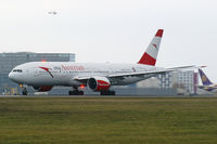 OE-LPD @ LOWW - Austrian Airlines Boeing 777-200 - by Thomas Ramgraber