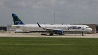 N929JB @ KFLL - JetBlue