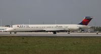 N940DL @ KMIA - Delta