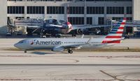N940NN @ KMIA - American - by Florida Metal