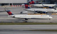N952DL @ KMIA - Delta