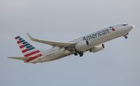 N956AN @ KMIA - American