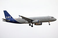 OY-KAM @ CPH - Copenhagen 26.11.2019 now in new c/s. - by leo larsen