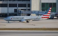 N971NN @ KMIA - American