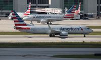 N972AN @ KMIA - American