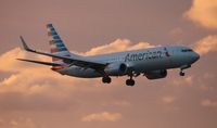 N972NN @ KMIA - American