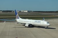 N75428 @ KMCO - Boeing 737-924/ER