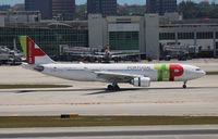 CS-TOM @ KMIA - MIA spotting - by Florida Metal