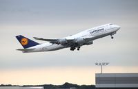 D-ABVX @ KDTW - DTW spotting - by Florida Metal