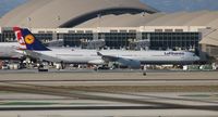 D-AIHL @ KLAX - LAX spotting - by Florida Metal