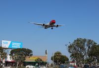 G-CKLZ @ KLAX - LAX 2018 - by Florida Metal