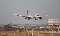 G-VCRU @ KLAX - LAX 2016 - by Florida Metal