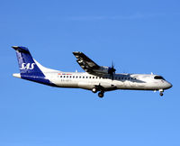 ES-ATI @ EKCH - ES-ATI landing rw 04L