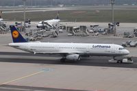 D-AISX @ EDDF - Airbus A321-231 - by Mark Pasqualino