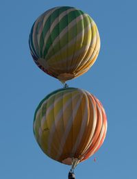 G-SATI - G SATI and G SATL - Both Cameron spheres doing a joint asscent at Skysafari - Longleat - by dave226688