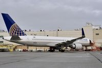 N568UA @ KSFO - SFO 2019.