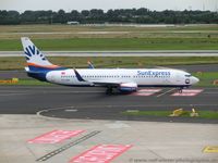 TC-SEN @ EDDL - Boeing 737-8HC(W) - XQ SXS SunExpress - 61174 - TC-SEN - 16.06.2016 - DUS - by Ralf Winter