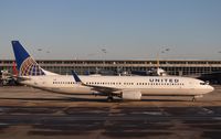 N75433 @ KIAD - Boeing 737-924/ER
