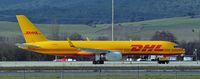 G-DHKU @ LEVT - Aeropuerto de Foronda - Vitoria-Gasteiz - Euskadi - España - by Pedro Maria Martínez De Antoñana