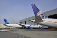 N2749U @ KSFO - SFO 2019. - by Clayton Eddy