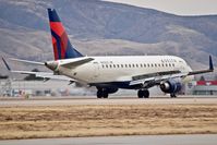 N615CZ @ KBOI - Landing roll out 10R.