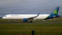 EI-LRB @ EIDW - EI-LRB Rolling On Runway 28 At Dublin Airport