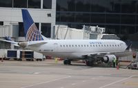 N89321 @ KIAH - ERJ-170-200LR