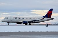 N255SY @ KBOI - Taxiing on Alpha.