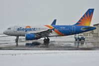 N332NV @ KBOI - Idling on the west de ice ramp.