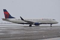 N250SY @ KBOI - Taxiing to the gate.