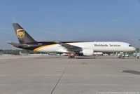 N433UP @ CGN - Boeing Boeing 757-24APF - 5X UPS United Parcel Service - 25464 - N433UP - 20.10.2018 - CGN