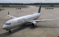 N37427 @ KIAH - Boeing 737-924/ER