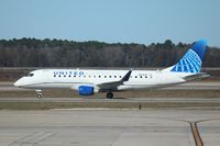 N614UX @ KIAH - ERJ-170-200LR