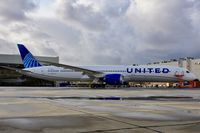 N14011 @ KSFO - SFO 2020.
