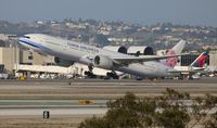 B-18051 @ KLAX - LAX 2015