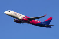 HA-LYZ @ LOWW - Wizzair Airbus A320 - by Thomas Ramgraber