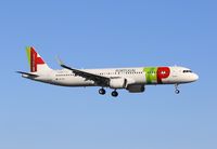 CS-TXC @ ESSA - RWY 19L - by wijken