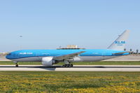 PH-BQH photo, click to enlarge PH-BQH photo, click to enlarge