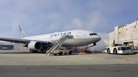 N796UA @ KSFO - Wash time. SFO. 2020. - by Clayton Eddy