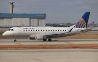 N632RW @ KORD - ERJ-170-100SE