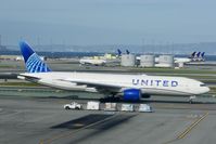 N210UA @ KSFO - New observation deck SFO 2020. - by Clayton Eddy