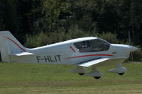 F-HLIT @ EDST - Robin DR.401 landing at Hahnweide airfield, Germany. OTT 2019 - by Van Propeller