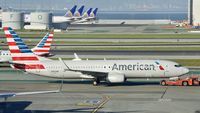 N965NN @ KSFO - Sky Terrace SFO 2020.