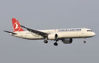 TC-LSB @ ESSA - RWY 19L - by wijken