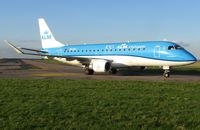 PH-EXH @ EGSH - Arriving from Amsterdam (AMS).